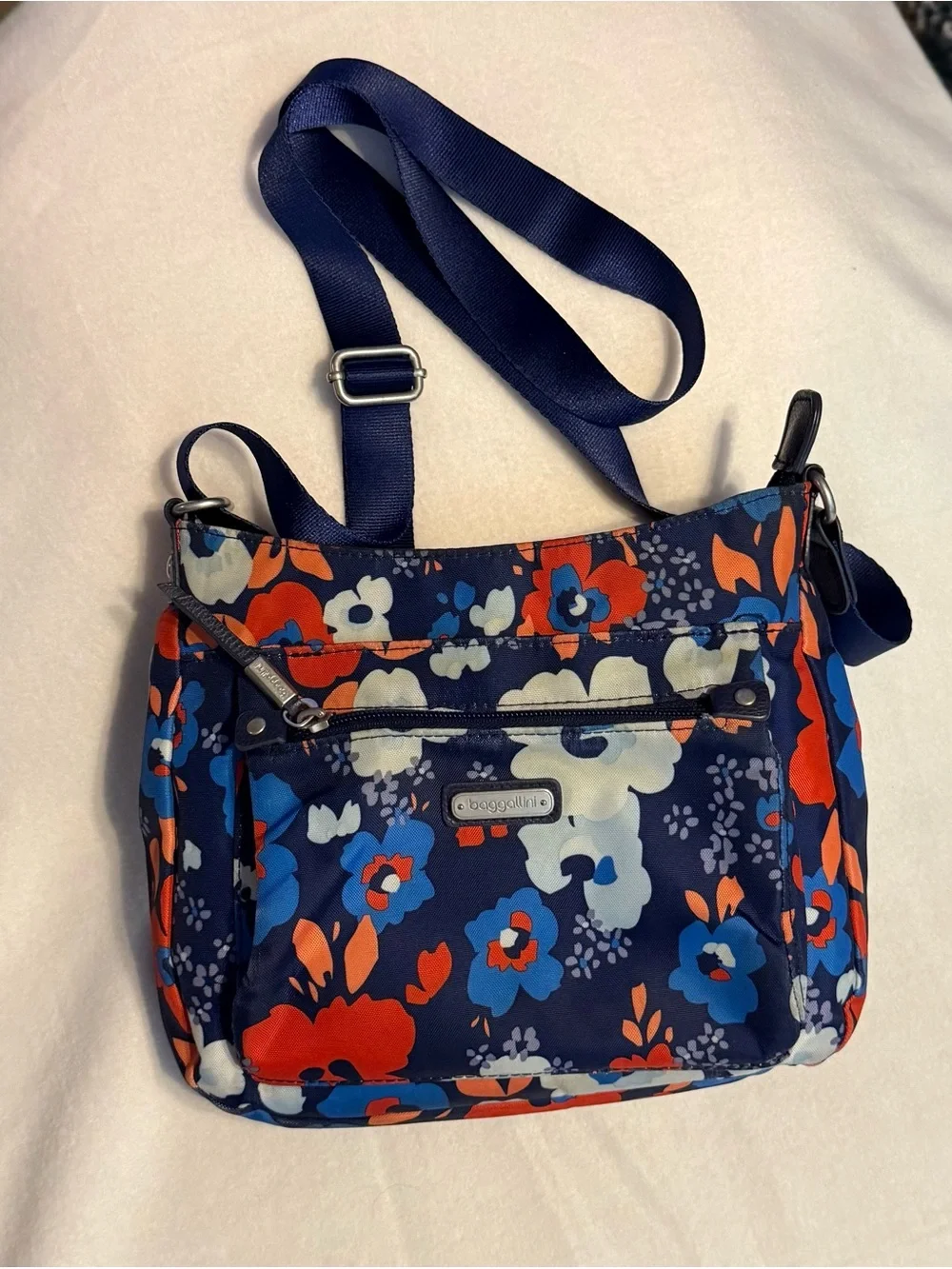 Baggallini Floral Crossbody Bag Navy Blue Orange Large Lightweight Travel Purse